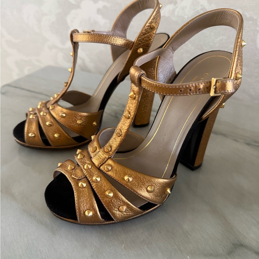 Gucci Gold and Black High-Heeled Sandals with Studded T-Strap